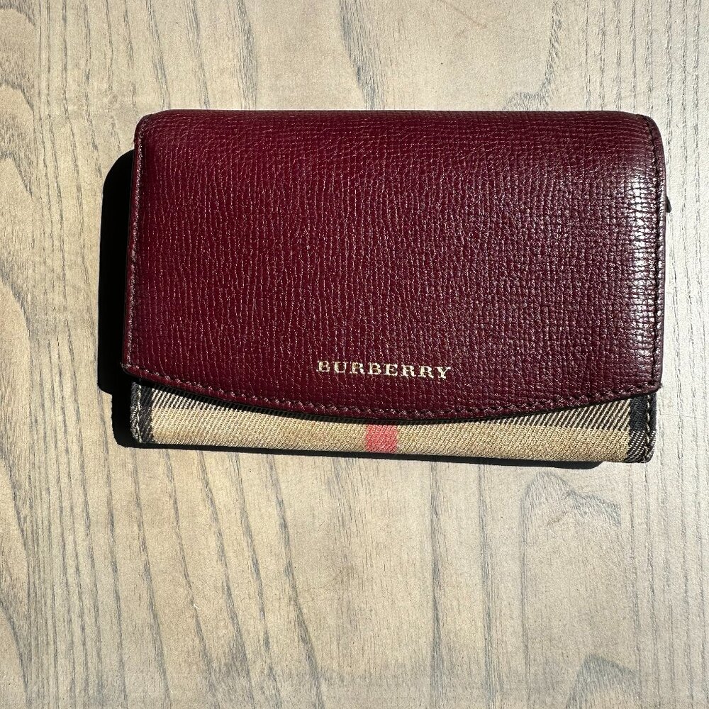 Burberry Burgundy House Check Wallet, Exceptional Condition!